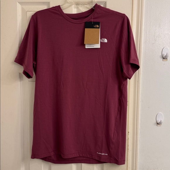 The North Face Men's Adventure Short Sleeve Tee Shirt - Picture 3 of 5